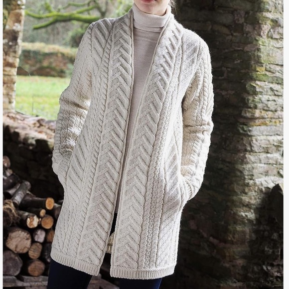 Aran Super Soft Open Aran Cardigan size Medium - Picture 9 of 9